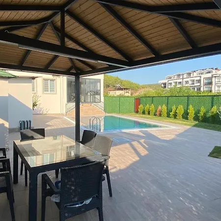 Gokcen Villa *
